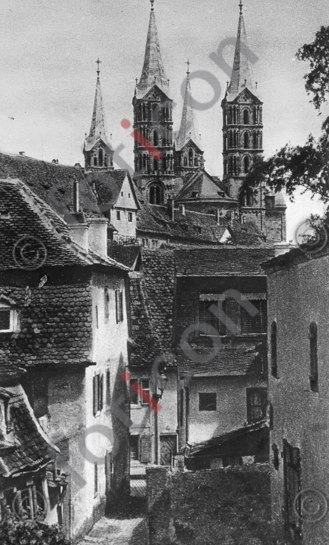 Gasse in Bamberg - Foto foticon-simon-162-011-sw.jpg | foticon.de - Bilddatenbank für Motive aus Geschichte und Kultur